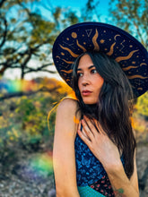 Load image into Gallery viewer, Lumen