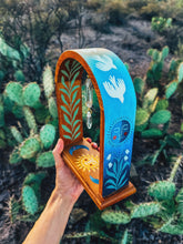Load image into Gallery viewer, Celestial Arch Display (prism included) 🌈